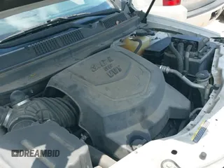 2010 Saturn VUE XR 1SB z VIN 3GSFLEE76AS577070, wystawiony jako IAAI lot #42437547 z przebiegiem 146 751 mil mil oraz . Historia ofert i sprzedaży dostępna na DreamBid. Obrazek 12.