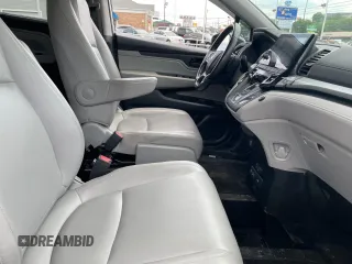 2019 Honda Odyssey EX-L with VIN 5FNRL6H77KB122457, listed as a Copart auction lot 55848825 with 62,462 mi miles and Salvage Title. Bid and sale history available at carsss.com. Image 5.