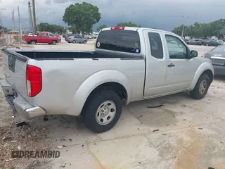 2013 Nissan Frontier S z VIN 1N6BD0CT1DN738656, wystawiony jako IAAI lot #42409910 z przebiegiem Nie podano mil oraz . Historia ofert i sprzedaży dostępna na DreamBid. Obrazek 4.