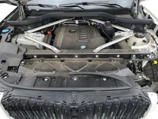 2021 BMW X5 xDrive40i z VIN 5UXCR6C08M9F27126, wystawiony jako Copart lot #51867935 z przebiegiem 16 951 mil mil oraz Szkoda całkowita • Salvage title. Historia ofert i sprzedaży dostępna na DreamBid. Obrazek 12.