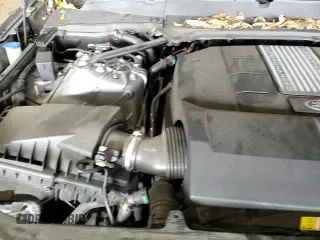 2019 Land Rover Discovery HSE with VIN SALRR2RV1KA086285, listed as a Copart auction lot 90234145 with 108,923 mi miles and Salvage title. Bid and sale history available at DreamBid. Image 17.