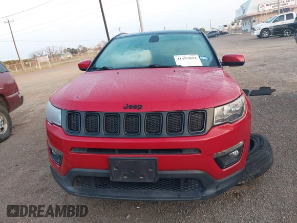 2019 Jeep Compass Altitude z VIN 3C4NJCBB4KT755810, wystawiony jako IAAI lot #41197022 z przebiegiem 66 456 mil mil oraz . Historia ofert i sprzedaży dostępna na DreamBid. Obrazek 13.