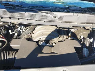 2019 Chevrolet Silverado 1500 LD LT with VIN 2GCRCPEC7K1120296, listed as a IAAI auction lot 41470311 with 110,450 mi miles. Bid and sale history available at carsss.com. Image 10.