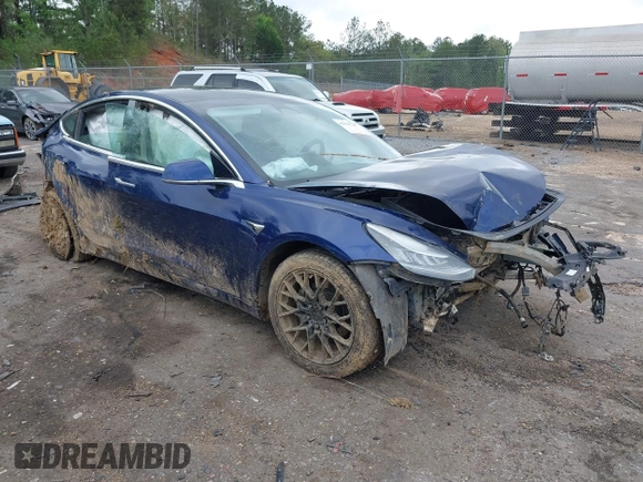 2019 Tesla Model 3 Mid Range z VIN 5YJ3E1EAXKF332974, wystawiony jako IAAI lot #41921722 z przebiegiem Nie podano mil oraz . Historia ofert i sprzedaży dostępna na DreamBid. Obrazek 1.