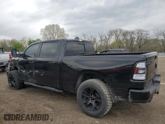 2021 Ram 1500 Big Horn с VIN 1C6SRFMT1MN774182, выставлен на аукционе Copart как лот 54378115 с пробегом 63 627 миль миль и Списание • Salvage title. История ставок и продаж доступна на DreamBid. Изображение 2.