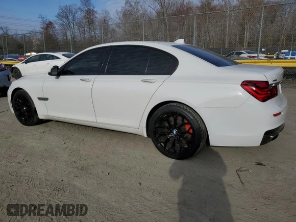 2015 BMW 7 Series 750i xDrive с VIN WBAYB6C50FD225492, выставлен на аукционе Copart как лот 50018225 с пробегом 76 059 миль миль и Списание • Salvage title. История ставок и продаж доступна на DreamBid. Изображение 2.