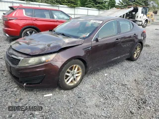2011 Kia Optima LX z VIN KNAGM4A76B5175006, wystawiony jako Copart lot #59788295 z przebiegiem 208 121 mil mil oraz Szkoda całkowita • Salvage title. Historia ofert i sprzedaży dostępna na DreamBid. Obrazek 1.
