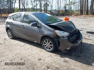 2013 Toyota Prius One with VIN JTDKDTB36D1046910, listed as a IAAI auction lot 41602468 with 194,828 mi miles. Bid and sale history available at carsss.com. Image 1.