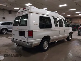 1997 Ford Econoline Commercial with VIN 1FDEE1464VHB97349, listed as a IAAI auction lot 41328090 with 72,788 mi miles. Bid and sale history available at carsss.com. Image 4.