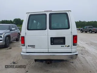 2014 Ford Econoline Passenger XL with VIN 1FBSS3BL2EDA66713, listed as a IAAI auction lot 42413113 with 255,430 mi miles and . Bid and sale history available at DreamBid. Image 16.