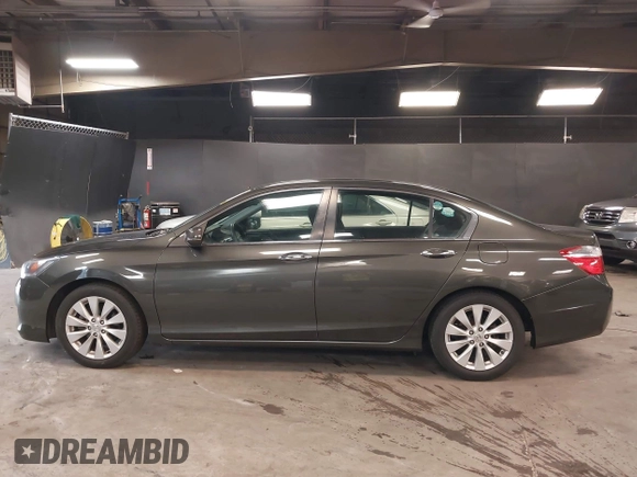 2013 Honda Accord EX с VIN 1HGCR2F77DA255037, выставлен на аукционе IAAI как лот 42502142 с пробегом 104 746 миль миль и . История ставок и продаж доступна на DreamBid. Изображение 14.