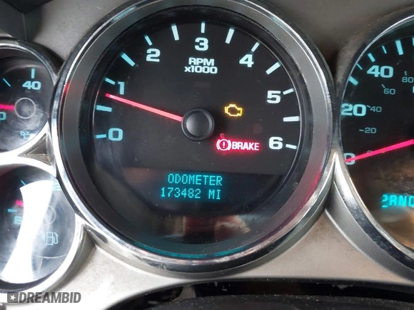 2008 Chevrolet Silverado 1500 Work Truck with VIN 1GCEC19C68Z287545, listed as a IAAI auction lot 41171713 with 173,482 mi miles. Bid and sale history available at carsss.com. Image 16.