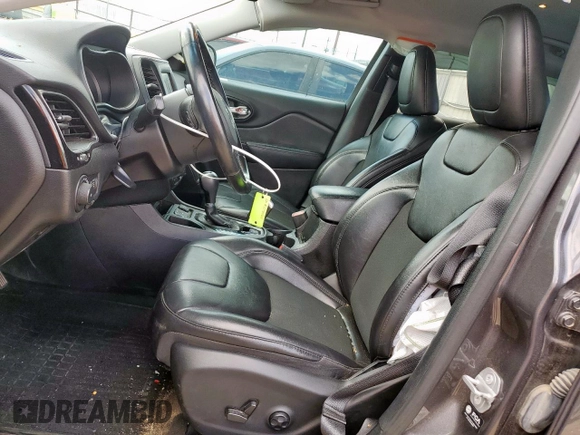 2021 Jeep Cherokee Altitude с VIN 1C4PJLLB5MD134799, выставлен на аукционе Copart как лот 57705125 с пробегом 100 618 миль миль и Списание • Salvage title. История ставок и продаж доступна на DreamBid. Изображение 7.