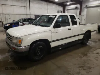 1996 Toyota T100 DX with VIN JT4TN12D8T0027875, listed as a Copart auction lot 85077784 with 123,421 mi miles and Salvage Title. Bid and sale history available at carsss.com. Image 1.