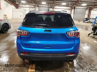 2018 Jeep Compass Altitude with VIN 3C4NJDBB2JT395652, listed as a Copart auction lot 42867225 with 150,776 mi miles and Clean title. Bid and sale history available at DreamBid. Image 6.