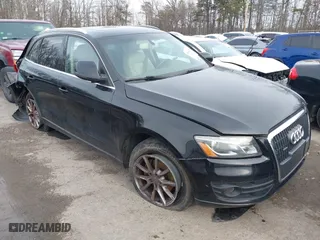 2012 Audi Q5 2.0T Premium Plus with VIN WA1LFAFPXCA018942, listed as a IAAI auction lot 39391298 with 1 mi miles. Bid and sale history available at carsss.com. Image 1.