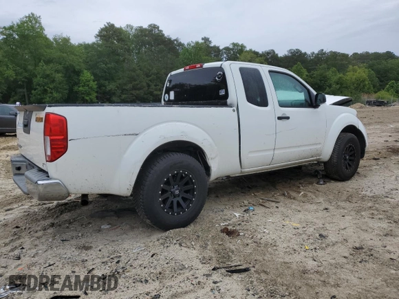 2015 Nissan Frontier S with VIN 1N6BD0CT2FN747708, listed as a Copart auction lot 57726115 with 173,370 mi miles and Salvage title. Bid and sale history available at DreamBid. Image 3.