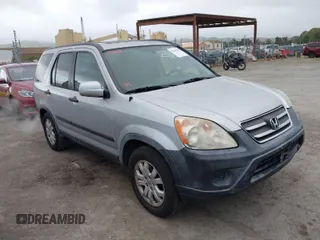 2005 Honda CR-V EX with VIN JHLRD78865C017487, listed as a IAAI auction lot 42058161 with 213,551 mi miles. Bid and sale history available at carsss.com. Image 1.