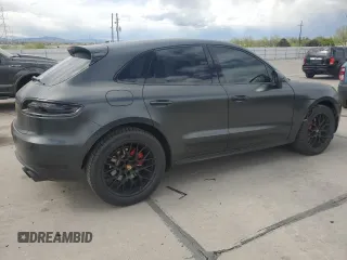 2018 Porsche Macan GTS z VIN WP1AG2A5XJLB62156, wystawiony jako Copart lot #55142585 z przebiegiem 71 418 mil mil oraz Szkoda całkowita • Salvage title. Historia ofert i sprzedaży dostępna na DreamBid. Obrazek 3.