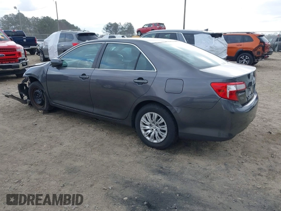 2012 Toyota Camry L with VIN 4T4BF1FK4CR204708, listed as a IAAI auction lot 41714433 with 197,794 mi miles. Bid and sale history available at carsss.com. Image 3.