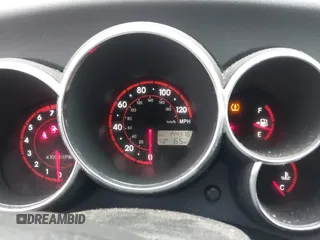 2006 Pontiac Vibe with VIN 5Y2SL65886Z425441, listed as a IAAI auction lot 42570619 with 144,376 mi miles and . Bid and sale history available at DreamBid. Image 7.
