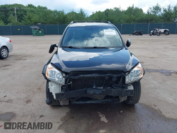 2009 Toyota RAV4 Limited with VIN JTMBK31VX9D009907, listed as a IAAI auction lot 42582015 with 104,831 mi miles and . Bid and sale history available at DreamBid. Image 13.