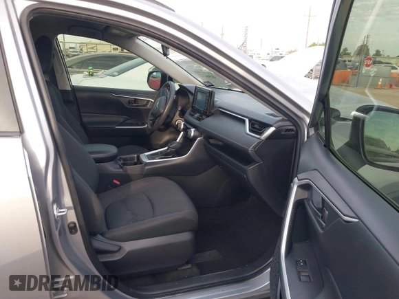 2020 Toyota RAV4 LE with VIN JTMH1RFV4LD044166, listed as a IAAI auction lot 40566121 with 55,856 mi miles. Bid and sale history available at carsss.com. Image 5.