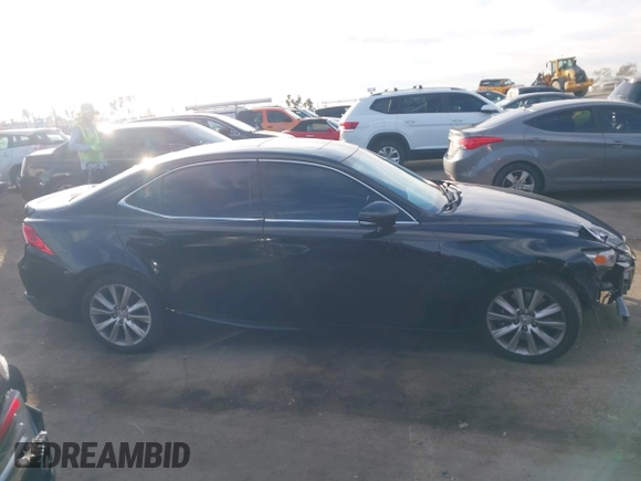 2014 Lexus IS 250 with VIN JTHBF1D23E5037805, listed as a IAAI auction lot 41481565 with 153,901 mi miles and . Bid and sale history available at DreamBid. Image 14.