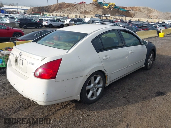 2006 Nissan Maxima 3.5 SL with VIN 1N4BA41E76C826557, listed as a IAAI auction lot 41886446 with 84,027 mi miles. Bid and sale history available at carsss.com. Image 4.