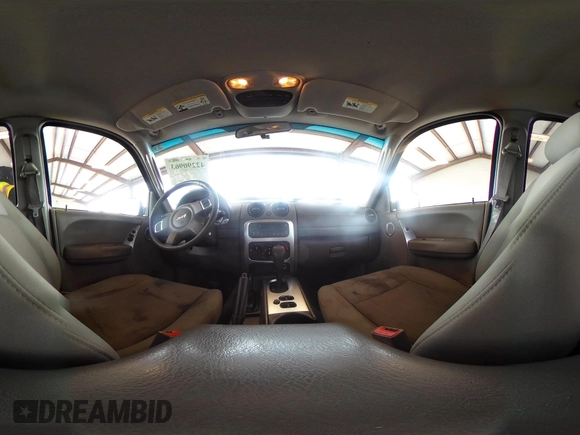 2006 Jeep Liberty Limited с VIN 1J4GL58576W113642, выставлен на аукционе IAAI как лот 42290963 с пробегом 273 565 миль миль и . История ставок и продаж доступна на DreamBid. Изображение 18.