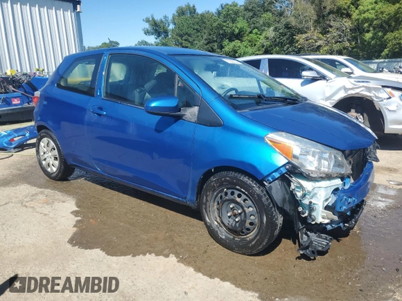 2013 Toyota Yaris L with VIN JTDJTUD30DD556637, listed as a Copart auction lot 73352364 with 85,178 mi miles and Salvage Title. Bid and sale history available at carsss.com. Image 4.