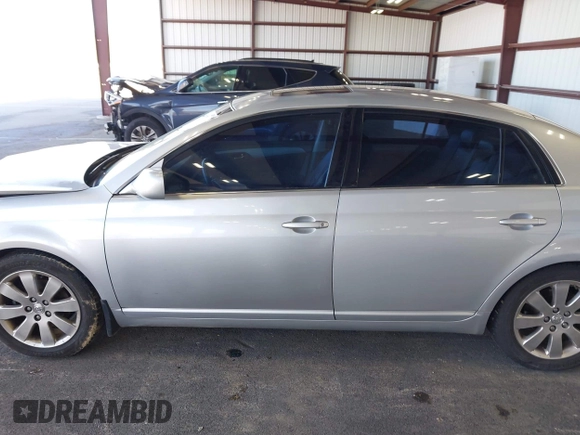 2007 Toyota Avalon XL with VIN 4T1BK36B57U226501, listed as a IAAI auction lot 41962066 with 364,924 mi miles. Bid and sale history available at carsss.com. Image 14.