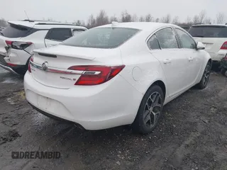 2017 Buick Regal Sport Touring z VIN 2G4GL5EX9H9164787, wystawiony jako IAAI lot #41729510 z przebiegiem 152 302 mil mil oraz . Historia ofert i sprzedaży dostępna na DreamBid. Obrazek 4.