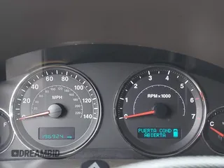 2006 Jeep Commander с VIN 1J8HG48N06C275065, выставлен на аукционе IAAI как лот 42330005 с пробегом 196 924 миль миль и . История ставок и продаж доступна на DreamBid. Изображение 7.