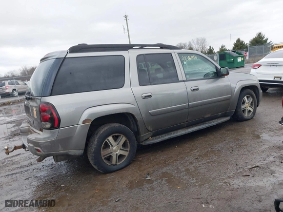 2005 Chevrolet TrailBlazer LS with VIN 1GNET16S956175242, listed as a IAAI auction lot 41054455 with 185,944 mi miles. Bid and sale history available at carsss.com. Image 4.