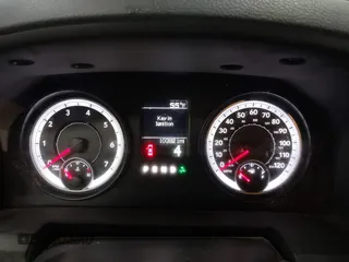 2015 Ram 2500 Tradesman z VIN 3C6TR5HTXFG605539, wystawiony jako IAAI lot #41833380 z przebiegiem 103 921 mil mil oraz . Historia ofert i sprzedaży dostępna na DreamBid. Obrazek 7.