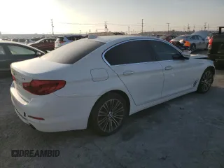 2018 BMW 5 Series 530i with VIN WBAJA5C54JWA38044, listed as a Copart auction lot 86167974 with 82,200 mi miles and Salvage Title. Bid and sale history available at carsss.com. Image 3.
