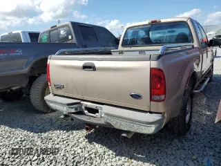1999 Ford F-250 XL z VIN 1FTNX20L8XEC12729, wystawiony jako Copart lot #45023335 z przebiegiem 136 587 mil mil oraz Czysty tytuł • Clean title. Historia ofert i sprzedaży dostępna na DreamBid. Obrazek 4.