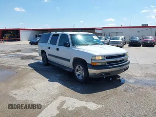 2002 Chevrolet Suburban LT z VIN 1GNEC16Z82J196802, wystawiony jako IAAI lot #42284723 z przebiegiem 310 843 mil mil oraz . Historia ofert i sprzedaży dostępna na DreamBid. Obrazek 1.