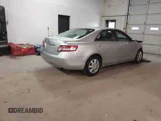2011 Toyota Camry LE with VIN 4T1BF3EK0BU209782, listed as a IAAI auction lot 41739648 with 204,701 mi miles. Bid and sale history available at carsss.com. Image 4.
