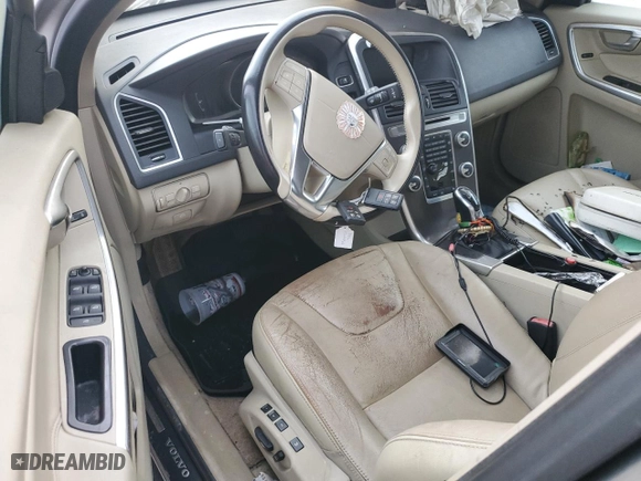 2016 Volvo XC60 T6 Drive-E with VIN YV449MDK8G2832756, listed as a Copart auction lot 83408584 with 0 mi miles and Salvage Title. Bid and sale history available at carsss.com. Image 8.
