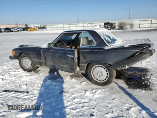1985 Mercedes-Benz 380 z VIN WDBBA45C1FA026172, wystawiony jako Copart lot #44573545 z przebiegiem 149 808 mil mil oraz Szkoda całkowita • Salvage title. Historia ofert i sprzedaży dostępna na DreamBid. Obrazek 2.