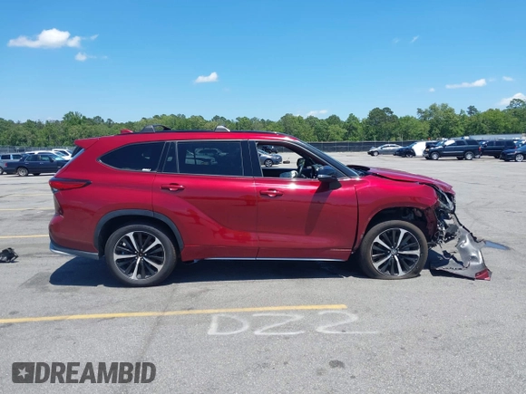 2021 Toyota Highlander XSE with VIN 5TDJZRBH0MS129571, listed as a IAAI auction lot 42285003 with 92,920 mi miles and . Bid and sale history available at DreamBid. Image 14.