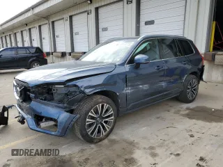 2020 Volvo XC90 Momentum with VIN YV4102PK8L1531384, listed as a Copart auction lot 50716725 with 76,389 mi miles and Salvage Title. Bid and sale history available at carsss.com. Image 1.