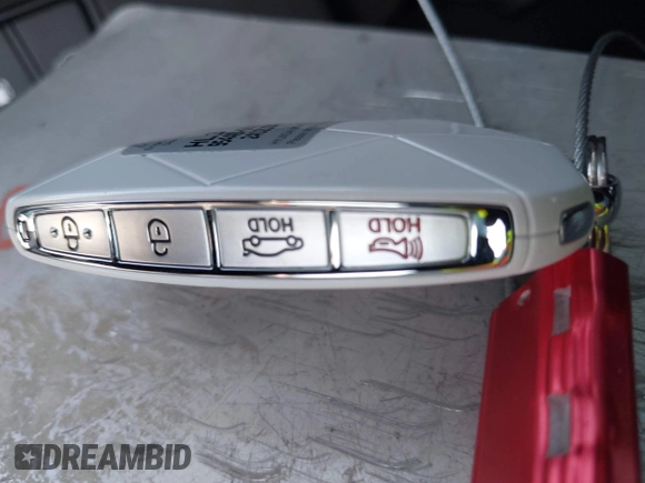 2025 Genesis G70 2.5T with VIN KMTG34SC7SU156246, listed as a IAAI auction lot 42788575 with 7,842 mi miles and . Bid and sale history available at DreamBid. Image 11.