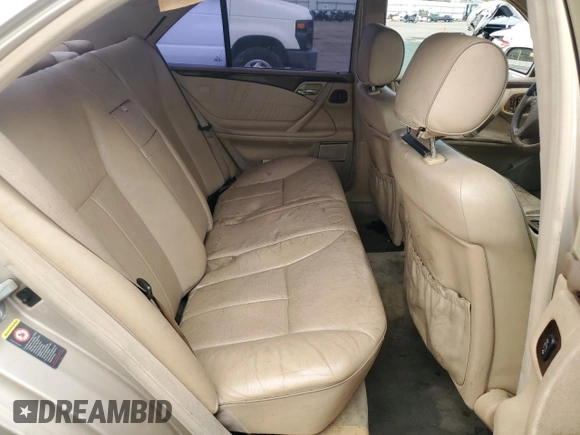 2001 Mercedes-Benz E-Class with VIN WDBJF70J31B293515, listed as a Copart auction lot 53100915 with 0 mi miles and Salvage Title. Bid and sale history available at carsss.com. Image 10.
