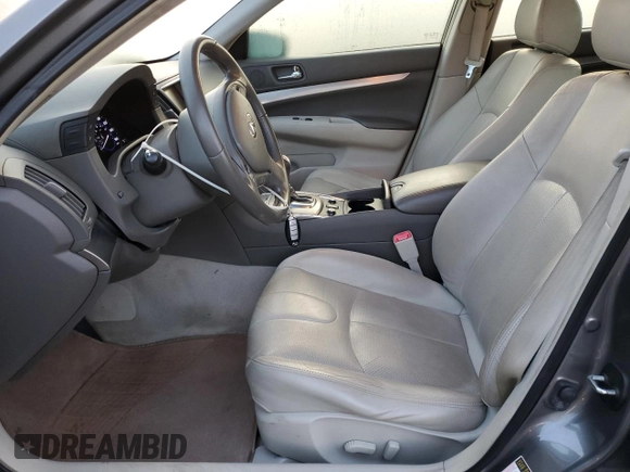 2015 Infiniti Q40 with VIN JN1CV6AR0FM524073, listed as a Copart auction lot 85317354 with 175,601 mi miles and Clean Title. Bid and sale history available at carsss.com. Image 7.