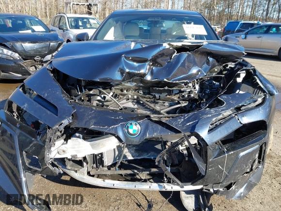 2024 BMW 7 Series with VIN WBA43EH0XRCP19582, listed as a IAAI auction lot 41195408 with Not provided miles and . Bid and sale history available at DreamBid. Image 10.