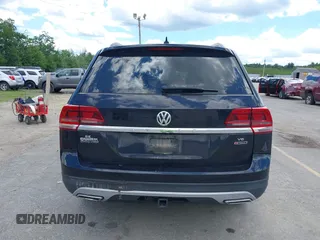 2020 Volkswagen Atlas SE z VIN 1V2UR2CA7LC504330, wystawiony jako IAAI lot #39755712 z przebiegiem 79 892 mil mil oraz . Historia ofert i sprzedaży dostępna na DreamBid. Obrazek 16.