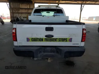 2014 Ford F-250 XLT с VIN 1FT7X2A61EEB67695, выставлен на аукционе Copart как лот 60859385 с пробегом 117 872 миль миль и Списание • Salvage title. История ставок и продаж доступна на DreamBid. Изображение 6.